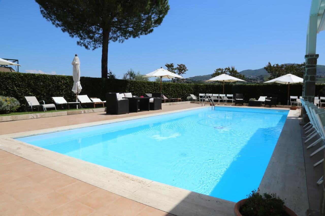 Tenuta Di Pietra Porzia Monte Porzio Catone Exteriér fotografie